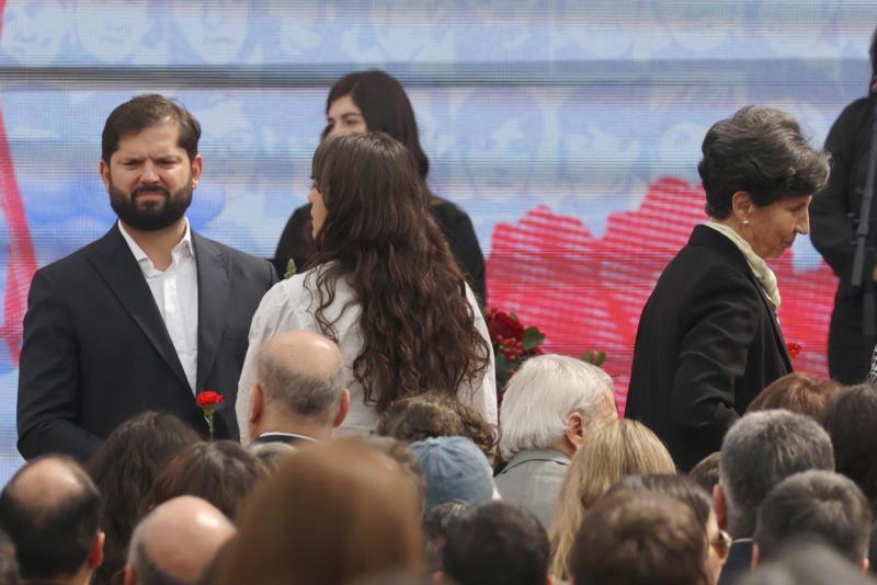 Aton- Allende en el acto de conmemoración