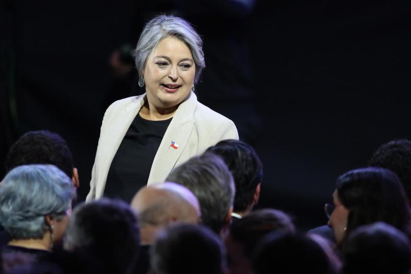 Jara se distancia de Artés tras dichos contra Kast - Aton