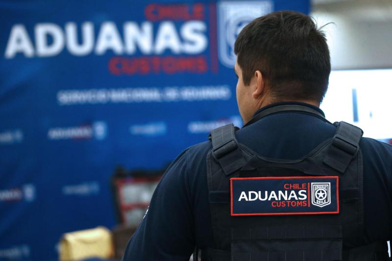 Por qué hay 30 piernas humanas retenidas en el aeropuerto - referencial Aton