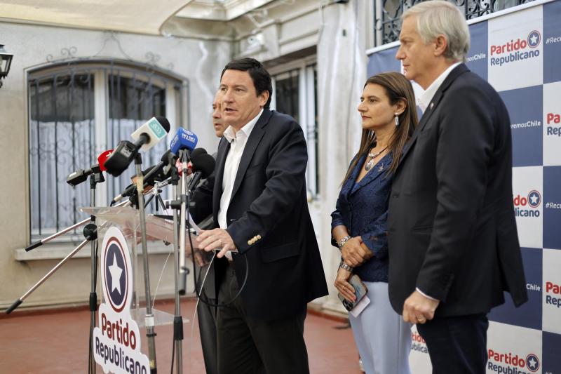 Aton- Presidente del Partido Republicano condenó violencia contra candidata