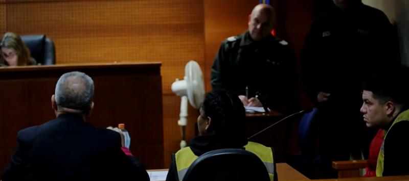 T13 - “Fui engañada”: La declaración de la azafata chilena detenida en Nueva Zelanda y acusada de tráfico de drogas | Captura de video