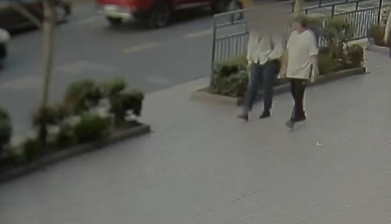 Caso Monsalve: Cámaras muestran a exsubsecretario y denunciante tras cita en el Costanera Center