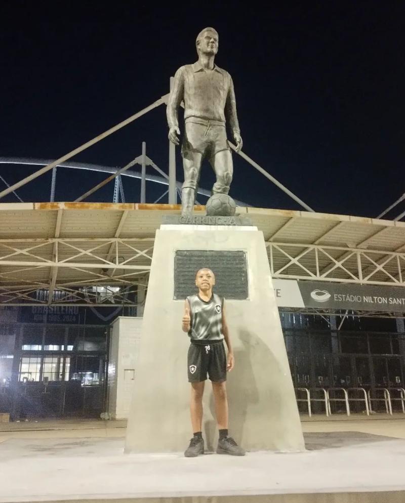 Instagram: @_bernardo_lopes11 - Brasil