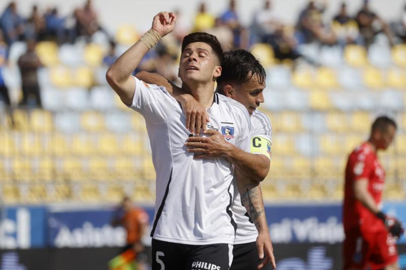 Víctor Felipe Méndez jugando en Colo-Colo - Photosport