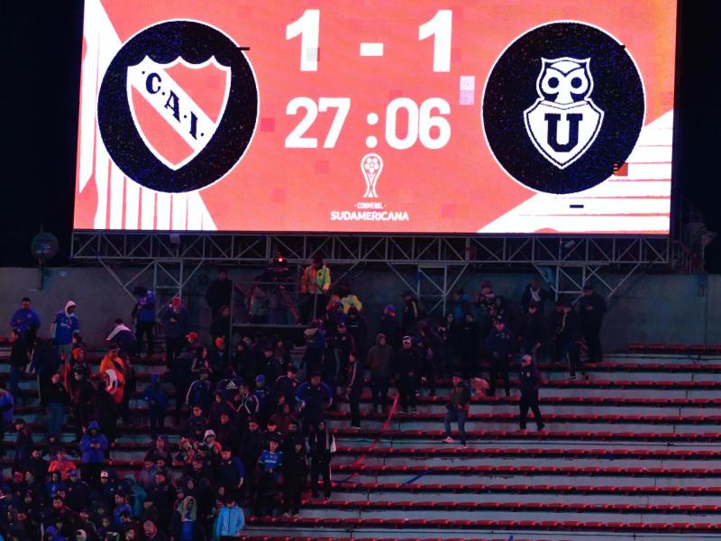 Agresiones de hinchas en Avellaneda - Photosport