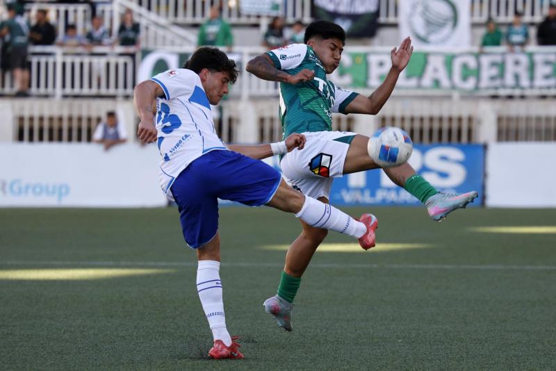Fútbol chileno: Santa Cruz Santiago Wanderers | Photosport