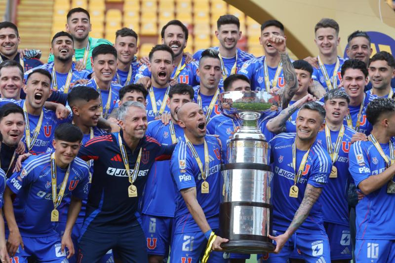 Photosport - La U venció a Colo-Colo y se quedó con la Supercopa