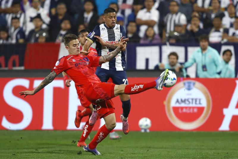 Universidad de Chile vs. Alianza Lima - Photosport