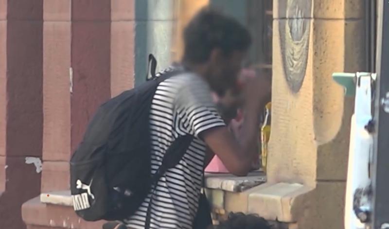 T13 - Barrio Matta: denuncian que ladrones se disfrazan de escolares para asaltar a estudiantes adolescentes