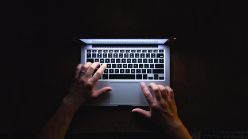 Chileno fue detenido en EE.UU. - referencial freepik