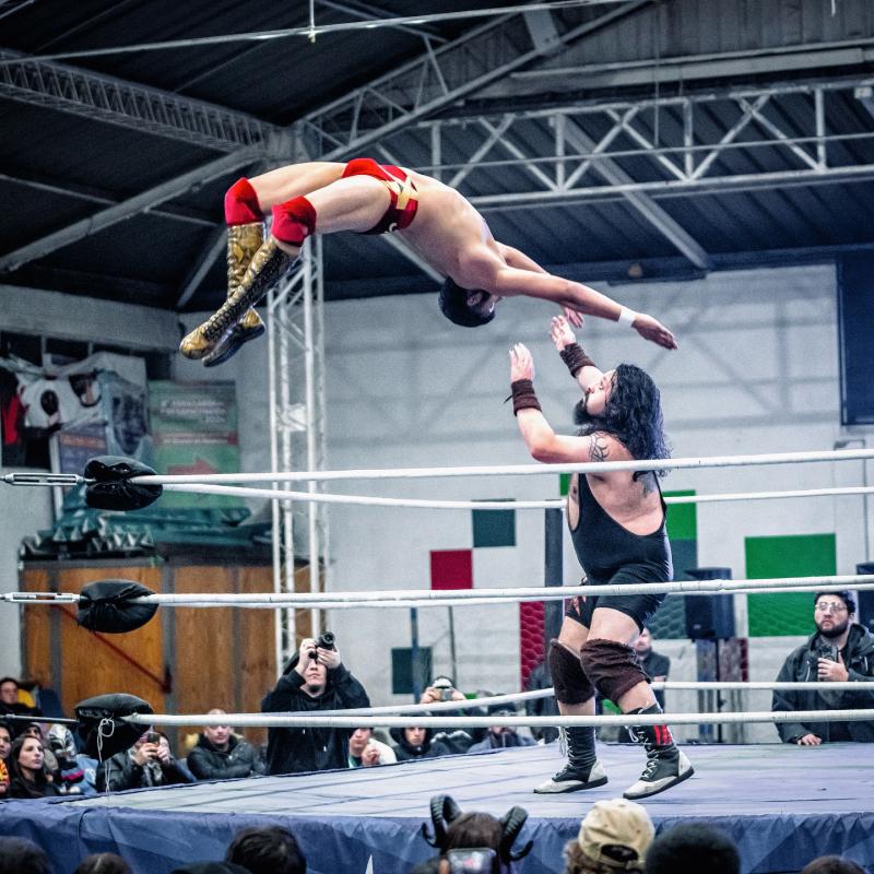 Dylan Fabrizio, el "Mr. Chile" que debutará en Europa y busca llegar a WWE: "La lucha libre chilena está en su mejor momento"