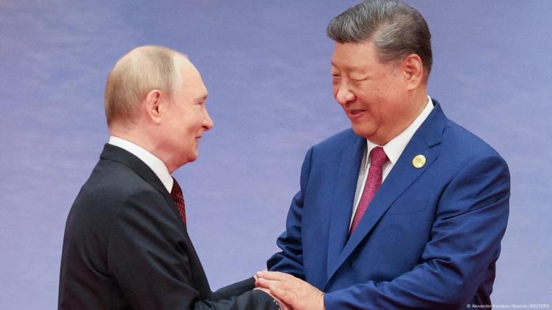 Imagen: Alexander Kazakov/Sputnik/REUTERS - El presidente chino, Xi Jinping, y el presidente ruso, Vladimir Putin, enviaron una señal contra Occidente en la 25ª reunión de la OCS.