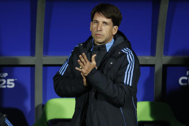 AFP - Diego Placente en Mundial Sub 20 en nuestro país