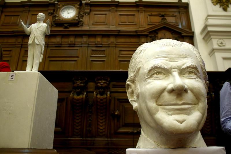 Agencia Uno - Democracia Cristiana rechazó uso de imagen de Patricio Aylwin en franja de Renovación Nacional