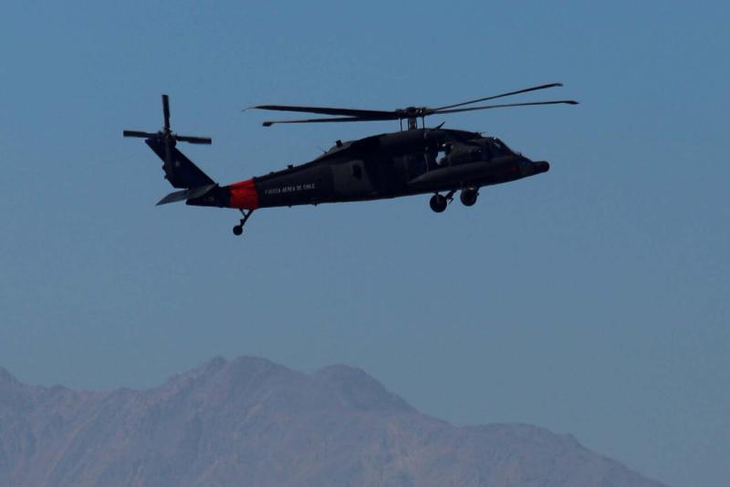 Agencia Uno (referencial) - helicóptero MH-60M Black Hawk de la FACh