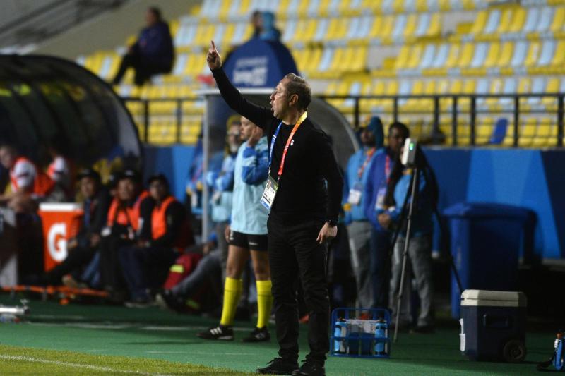 Agencia Uno - Luis Mena