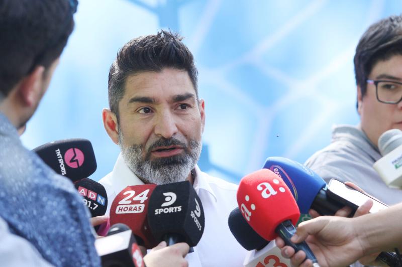 Agencia UNO - Gamadiel García deja la presidencia del SIFUP: asumirá cargo internacional