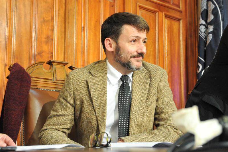 Agencia Uno- Ministro Pardow fue apuntado por polémica con las cuentas de la luz