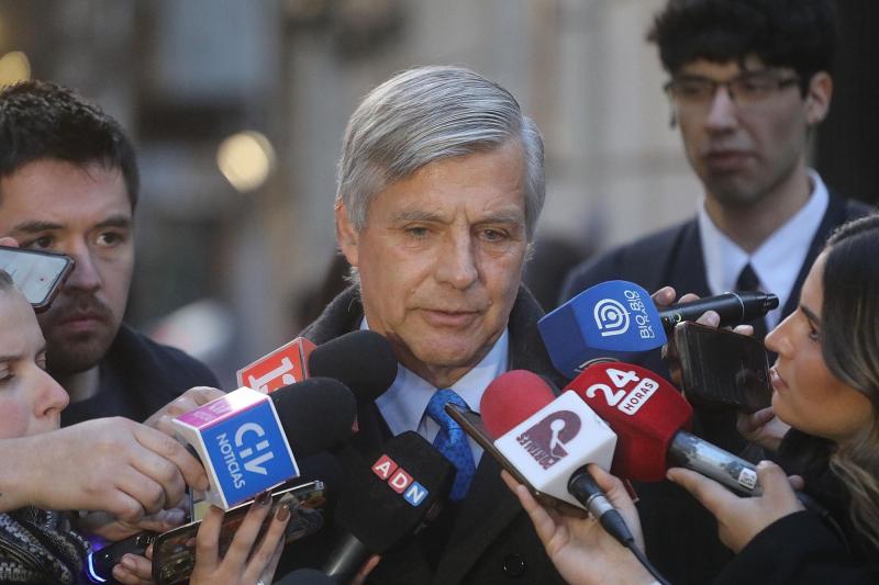 “El error de haber votado por el Sí me persigue”: Mayne-Nicholls admite que mintió sobre su voto del Plebiscito del 88 | Agencia UNO