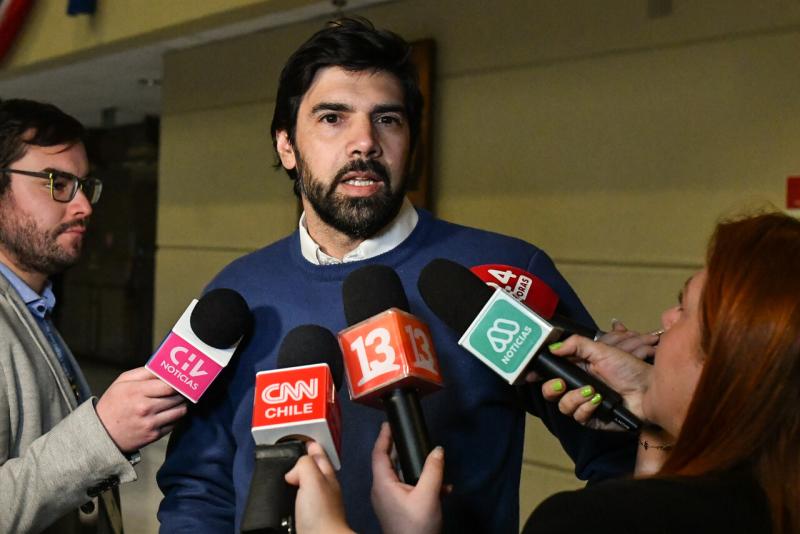 Agencia UNO - Joaquín Lavín León enfrenta audiencia por posible desafuero este jueves