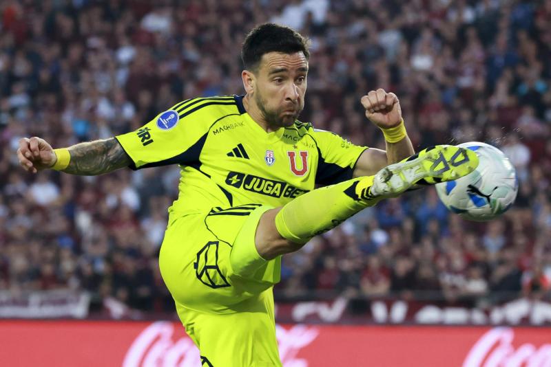 Universidad de Chile cayó ante Lanús - Photosport