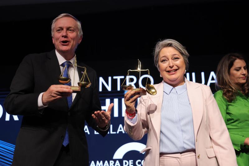 Aton- Según Agenda Criteria, Kast ganaría la elección contra Jara