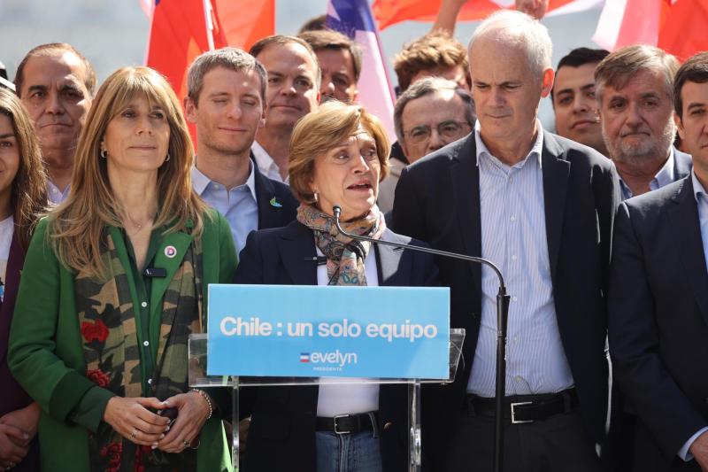 Aton- La colectividad de Rincón entregó su apoyo a Matthei