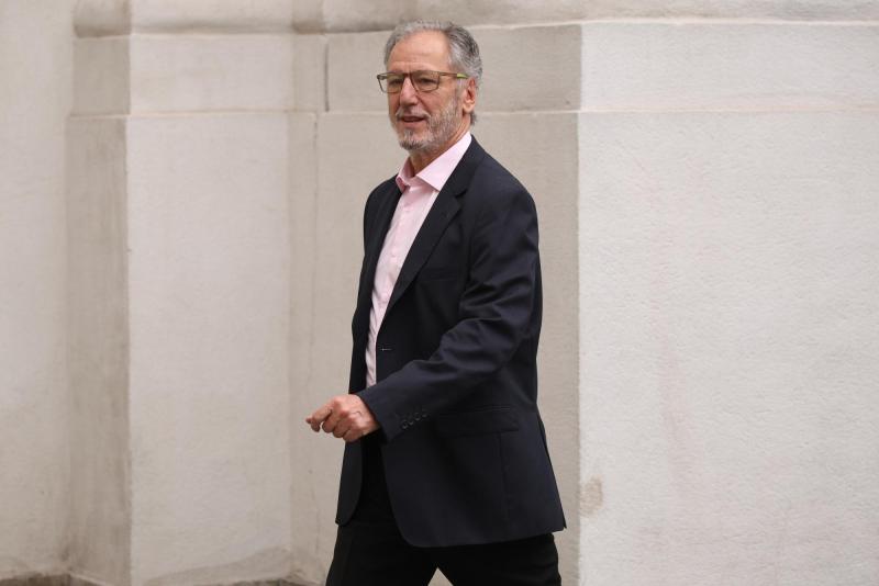 Aton- Ministro Álvaro García busca acuerdos para devolución de cobros excesivos