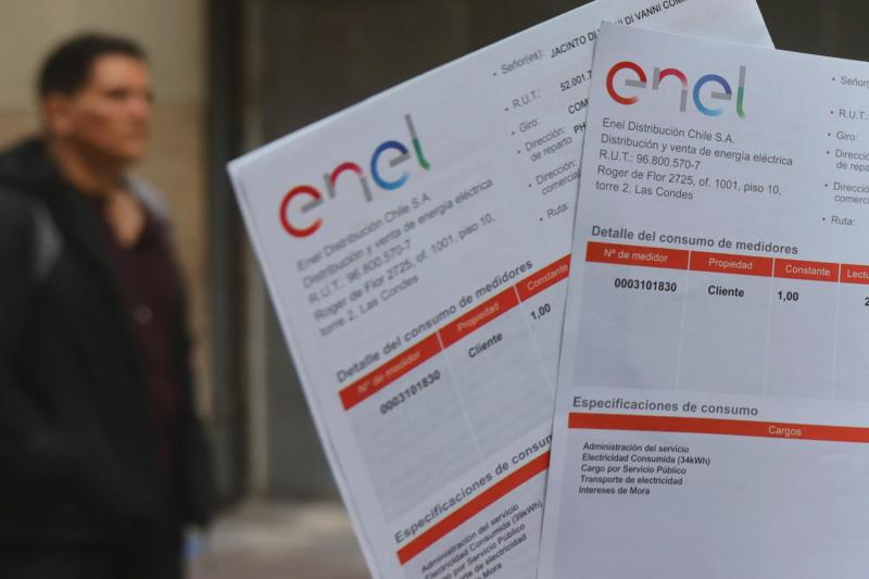 Aton - Comisión Nacional de Energía habla de "corrección metodológica" ante error en cuentas de luz