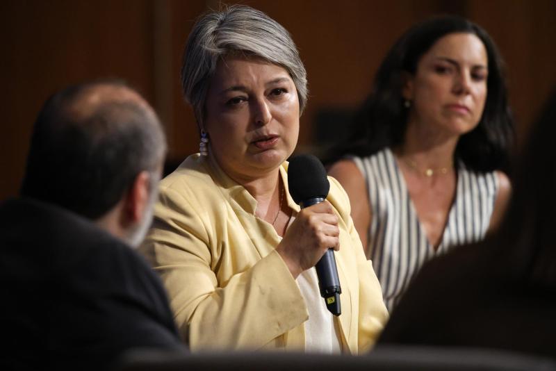 Aton- Jeannette Jara