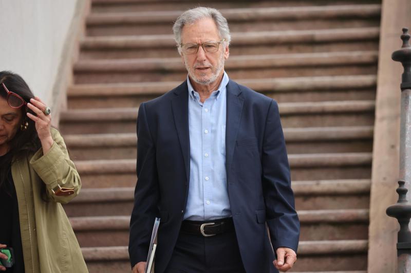 Aton- Biministro de Economía y Energía, Álvaro García