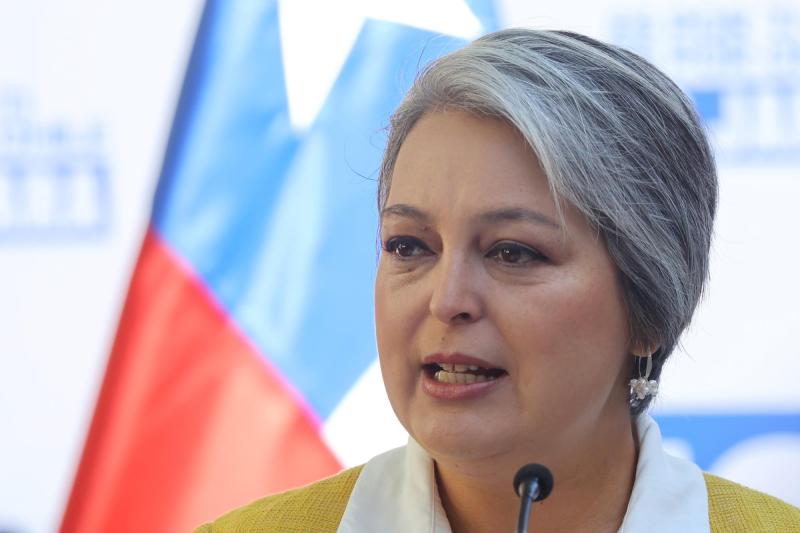 Aton- Jeannette Jara, candidata oficialista