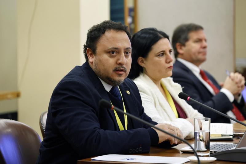 Aton- Fiscal Carrera confirmó querella contra Guerra