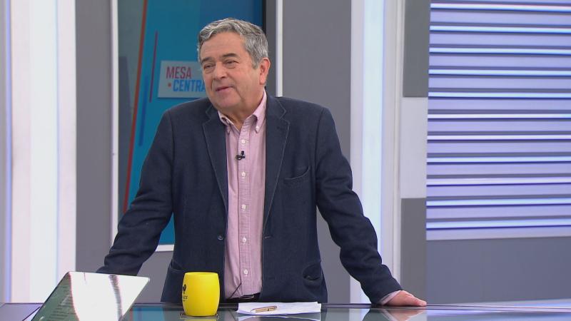 Senador Juan Antonio Coloma en Mesa Central