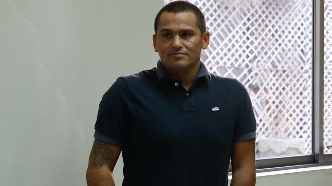 Agencia Uno - La demanda de Chupete Suazo a Blanco y Negro