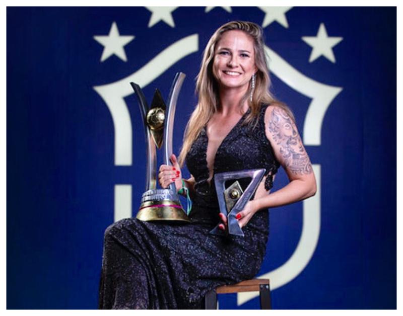 Tatiele Silveira - Instagram