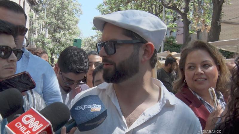 Pdte. Boric participó de una actividad en el Barrio Yungay (T13)