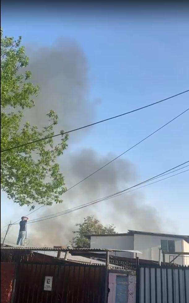 T13 - Incendio en toma 'Dignidad' de La Florida