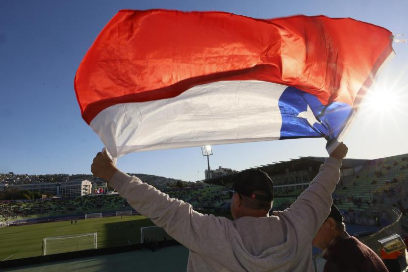 Hinchas chilenos apoyando a Chile en el Mundial Sub 20 - Photosport
