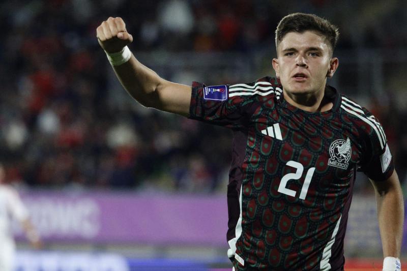 Jiménez marcó el 1-0 ante Chile en el Mundial Sub 20 - Photosport