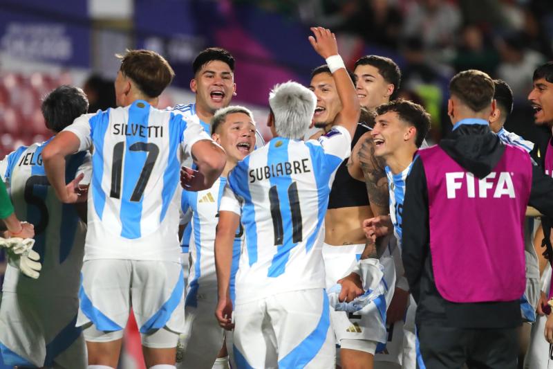 Argentina avanza firme en el Mundial Sub 20 - Photosport