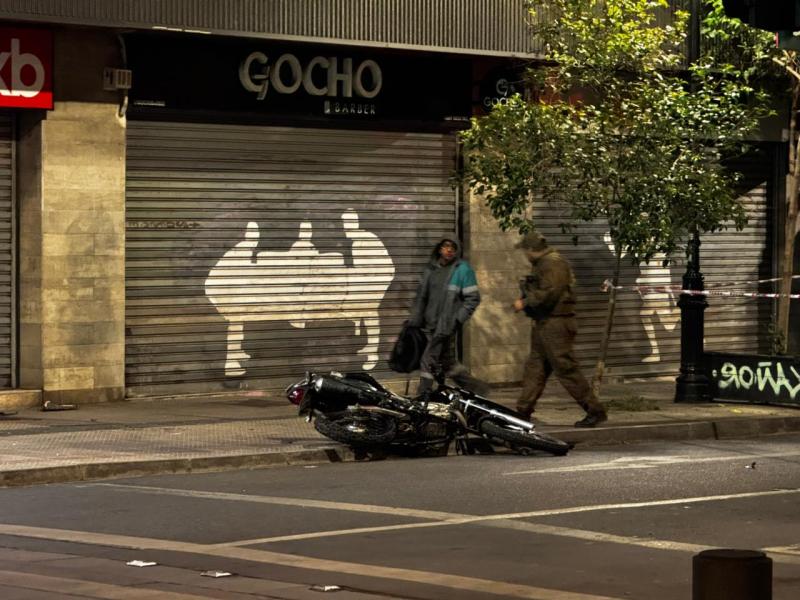 T13 - Motorista choca con bus RED en Santiago