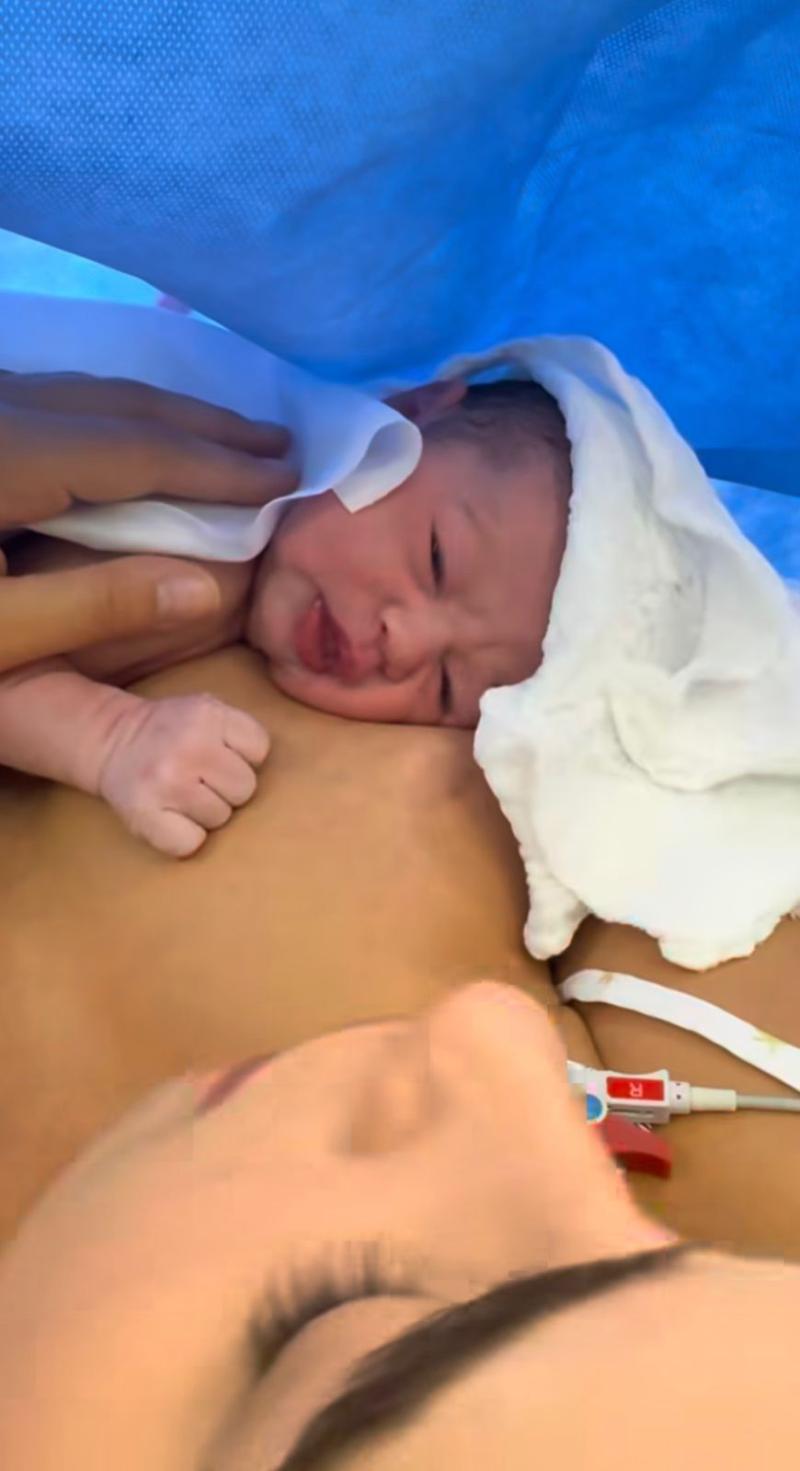 Instagram - Alanna, hija de Pangal Andrade y Melina Noto