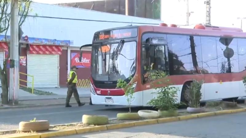 Peatón muere tras ser atropellado por micro en Renca - T13