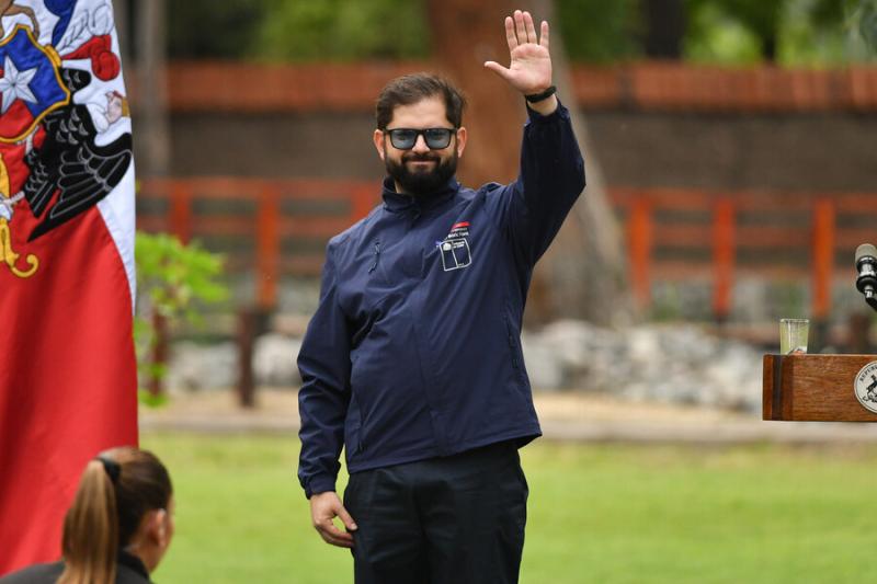 Agencia Uno - Aprobación del Presidente Boric subió a 28%, según CEP