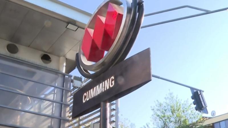 Hombre fue baleado en escaleras del metro Cumming - T13