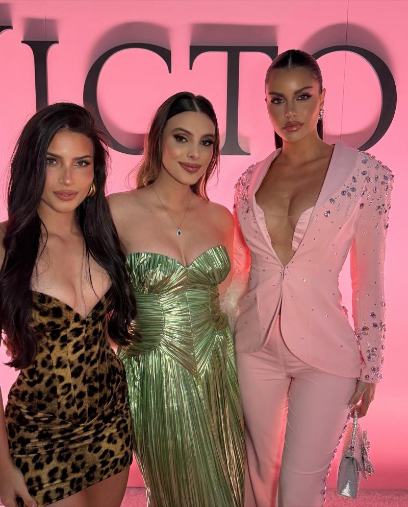 Instagram - Emilia Dides en el Victoria's Secret Fashion Show