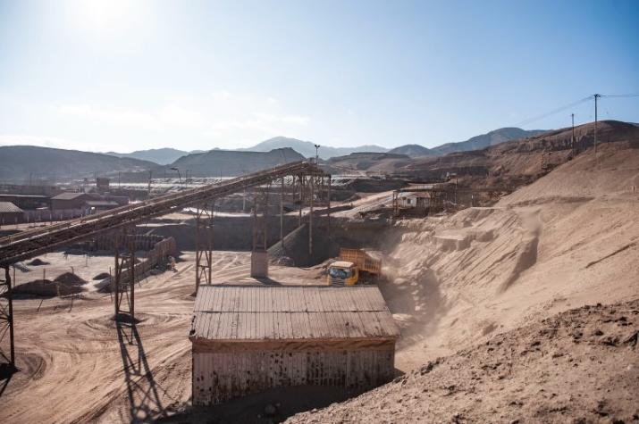 Enami - Emergencia química en Atacama: fuga de ácido sulfúrico en planta ENAMI provoca evacuación y suspensión de clases