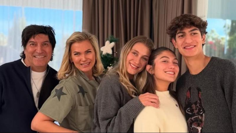 Instagram - Iván Zamorano, María Alberó y sus hijos
