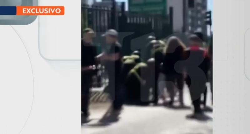 Exclusivo: Las imágenes del procedimiento en que murió Rolando Segovia, joven reducido por guardias de Mall | T13